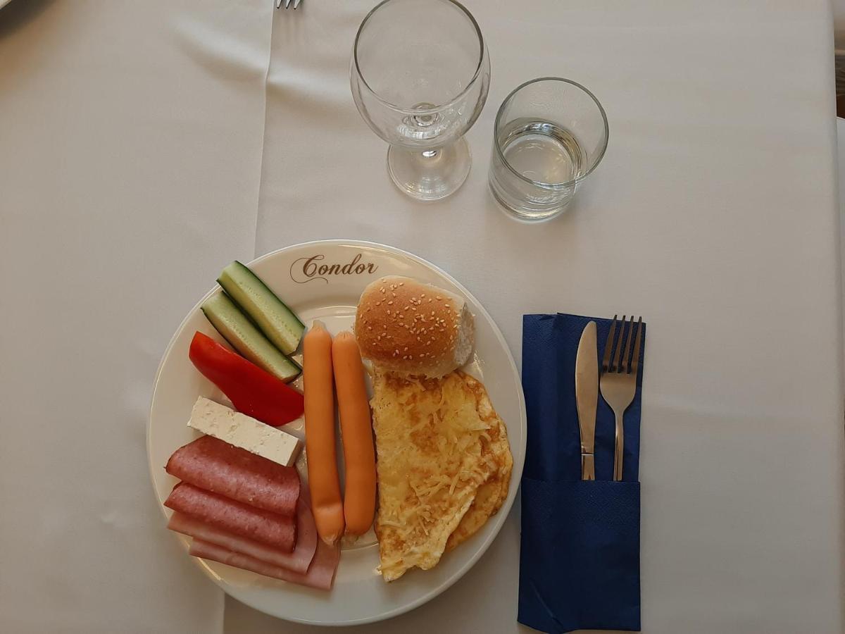 Hotel Condor オラビツァ エクステリア 写真